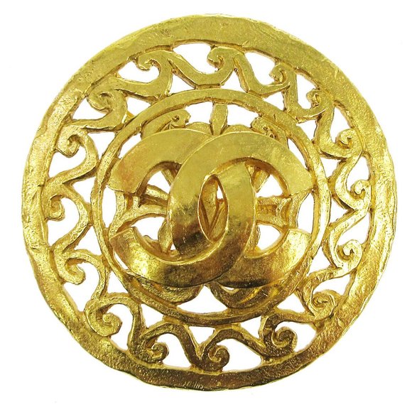 AUTHENTIC CHANEL CC Logos Medallion Motif Brooch Pin Corsage Gold-Tone 9 - Picture 1 of 4